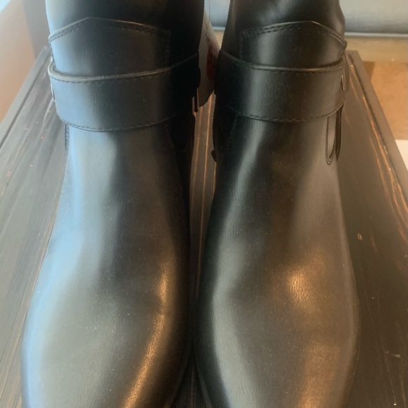 Boots - Picture 3 of 3